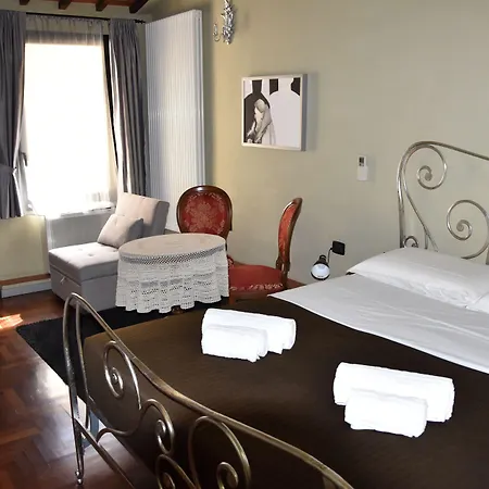 The Black Sheep B&B-2